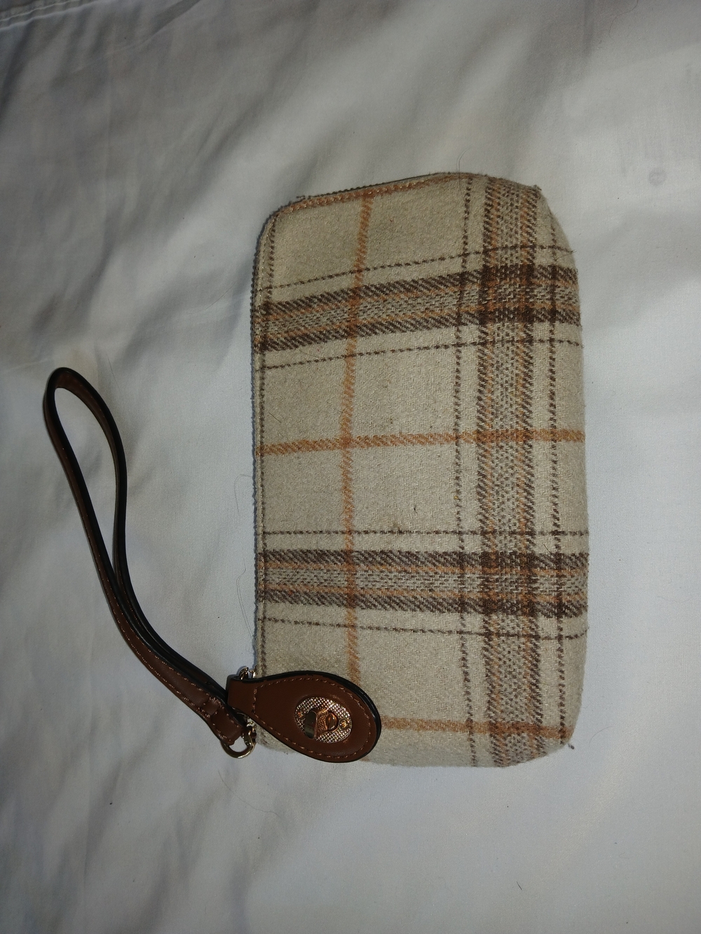Jean & Co. Plaid Beige/Brown Zip-Around Wristlet Wallet w/ Strap, Credit Card